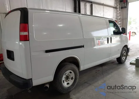 2017 Chevrolet Express 2500 Work Van from USA, damaged, VIN 1GCWGAF12H1213758